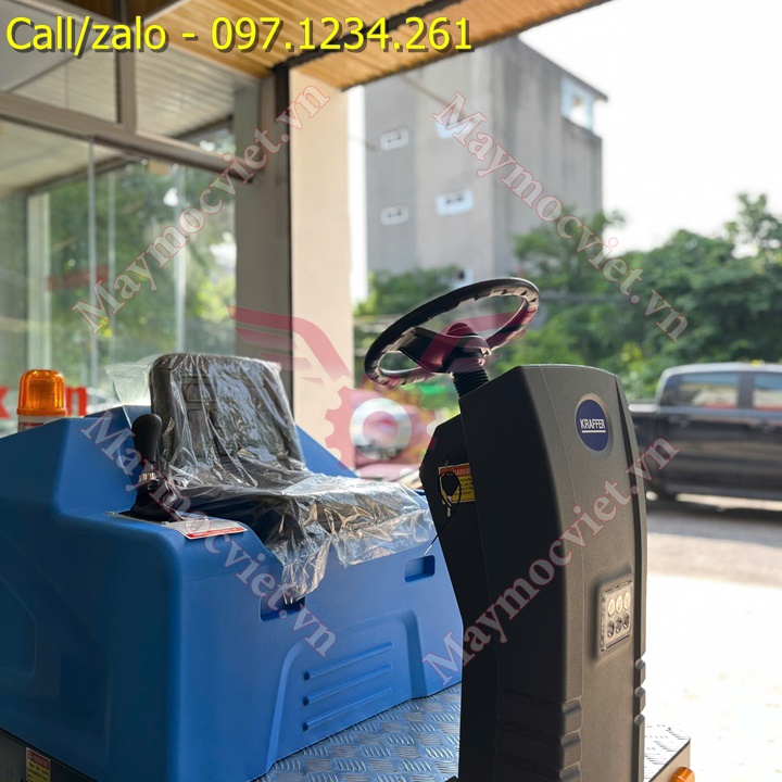 3 Xe quét rác ngồi lái Kraffer KF260 giá rẻ