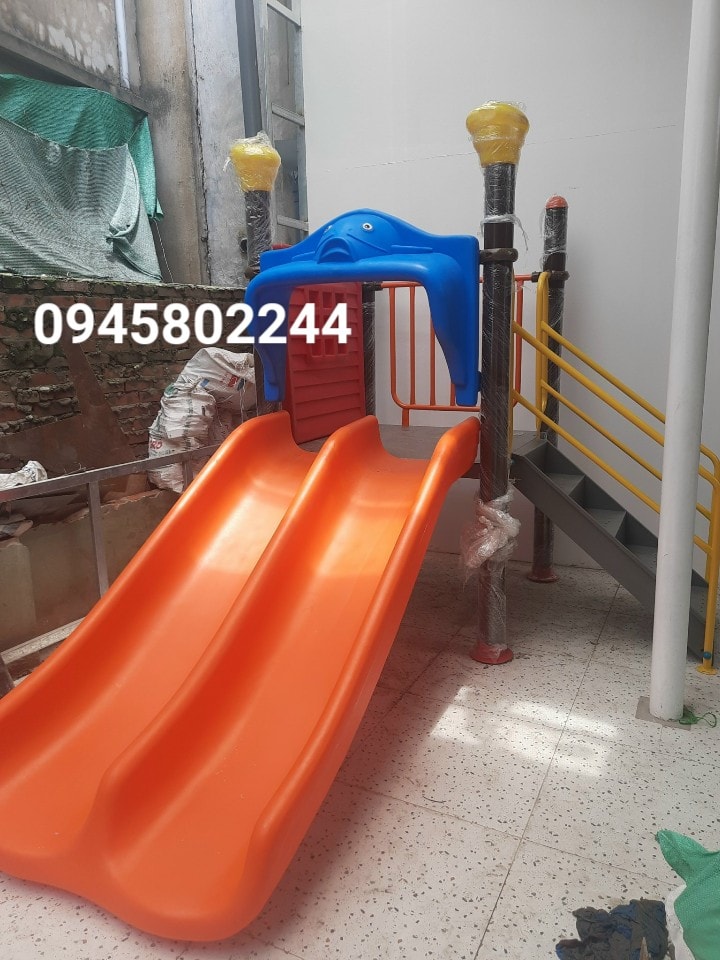 6 Máng trượt siêu dày dài 2 mét bán lẻ máng giá tốt có sẵn nhận xong mới phải trả tiền hàng