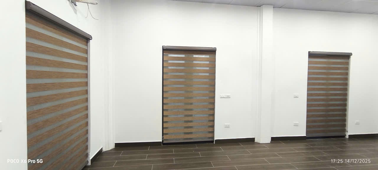 1 Lắp Đặt Rèm Cầu Vồng Đẹp Tại Vạn Phúc Hà Đông