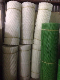 8 Lưới nhựa cứng trải sàn gà vịt chăn nuôi,lưới nhựa mắt cáo tổ ong trang trí