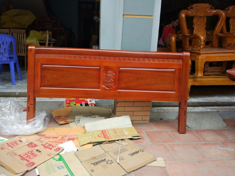 4 Giường Gỗ Xoan Đào