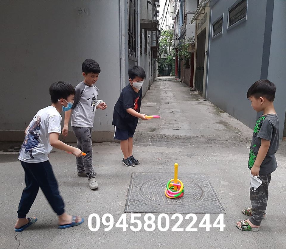 Ném vòng, Thảy vòng cả bộ giảm giá bán vốn, nhận hàng mới phải trả tiền Ném vòng, Thảy vòng cả bộ giảm giá bán vốn, nhận hàng mới phải trả tiền