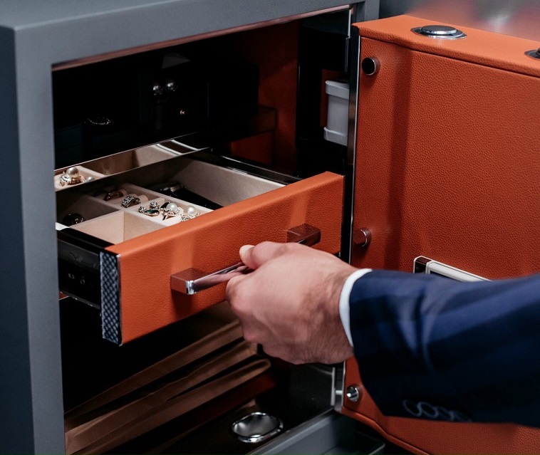 1 Kinh nghiệm chọn mua két sắt vân tay điện tử cho gia đình