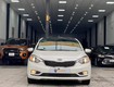 Kia cerato hatchback màu trắng 