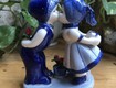 Tượng cặp đôi nhí hà lan, chất liệu: sứ men xanh, để bàn hoặc bày...