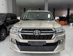 Bán toyota land cruiser 4.6 v8 2016, màu vàng cát cực đẹp. 