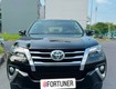 Bán xe toyota fortuner 2018, số tự động, máy xăng 2.7v 4x4, màu đen. 