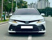 Bán xe toyota camry 2.5q 2022, màu trắng. 