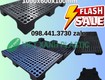 Pallet nhựa 1100x1100x150 mm, loại 3 thanh