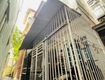 Nhà xây khung cột chắc chắn, lên thêm tầng thoải mái. nhà lô góc thoáng...