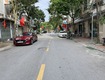 Bán nhà cấp 4 phố quán tình, giang biên: 63,4m2, khổ đất đẹp, cách hồ...