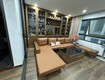 Nhà 8 tầng thang máy   sử dụng 60m    trung tâm...