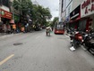 Mặt phố phố vọng 2 mặt thoáng ngay cổng trường đh kinh...