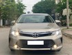 Bán xe toyota camry 2.0e 2017, màu vàng cát. 