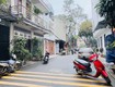 Bán nhà 4 tầng 55m ở phúc đồng long biên mặt đường vỉa hè oto...