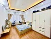 Bán nhà la thành 45m2 x 5 tầng, 2 mặt thoáng, ngõ nông gần phố...