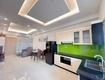 Chính chủ cần bán căn hộ chung 65m2, ban công hướng Nam 2 tỷ 420tr