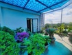Nhà đẹp lô góc xung quanh cây xanh mát mẻ gần mé sông 80m2 ...
