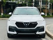 Vinfast lux sa premium 2022 trắng 