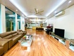 Bán biệt thự hoa bằng, cầu giấy 245m mt 9.5m thang máy...