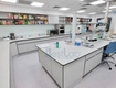 Lựa chọn bàn thí nghiệm phù hợp   đẳng cấp cho phòng lab 
