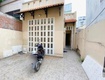 Bán nhà hxh cách mạng tháng tám ngay cv lê thị riêng, 5,5x25m, 2 tầng cũ,...