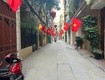 bán nhà phân lô bàn cờ    gara   ô tô đỗ cuẳ  ...