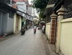 Cần tiền bán đất , phố bắc cầu, bồ đề, cách 1 nhà ra oto, 5p tới cầu...