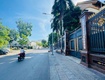 Biệt thự sân vườn   hồ cá koi   5 tầng thang máy...