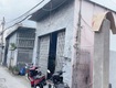 Bán nhà mặt tiền trung lân hạ 800tr, bà điểm, hóc môn, 120m2, cho thuê...