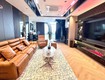 Có 102 bán nhà 65m2 ngọc thụy, long biên 6 tầng nổi, 1 hầm, kinh doanh, dòng tiền...