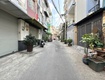 Ngon   gấp bán   10.5 tỷ tl   hoàng hoa thám   hẻm...