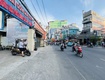 Bán nhà mặt tiền lê quang định, gần phạm văn đồng, 2 chiều, 8,7x28m, 3...