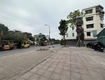 Bán đất ngô gia tự long biên vỉa hè như sân bóng ...