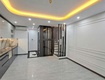 hiếm  nhà đẹp trung tâm hồ thạch bàn   thang máy   ô tô đỗ...