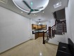 Nhà ngọc thụy   5 tầng dân xây   nhỏ xinh, ở ngay 