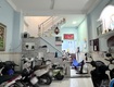 Nhà 4 tầng nở hậu hẻm tạ quang bửu p2q8. giá 6,5 tỷ tl 
