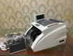 Máy đếm tiền Zheyue ZY8600 Đếm và phát hiện siêu giả chính xác, chia mẻ 