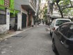 Cho thuê nhà phân lô phố Đỗ Quang Trần Duy Hưng 86m2 x 5 tầng mặt tiền 10m...