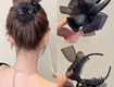 Xu hướng kẹp tóc màu pastel được nhiều người yêu thích
