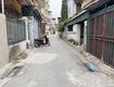 Cần bán 136,76m2 đất ngõ 51 Phố Giang Biên. Đường thông ô tô, gần trường chợ 