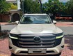 Land cruiser lc300 sản xuất 2021. giá chỉ loanh quanh 4 đồng.