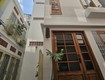 Chính chủ bán căn nhà có nắng có gió, có sân vườn ngay tại trung tâm quận 3...
