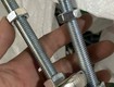 Mua sỉ chân tăng chỉnh bàn ghế, giá kệ ở đâu