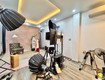 Mặt tiền huỳnh văn bánh   5 tầng   thang máy   vừa ở vừa...