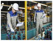 Quần Áo Công Nhân May Sẵn: Chuẩn Phom Như May Đo 