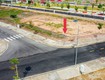 Cần bán lô góc F1   XX ngay quãng trường trung tâm đối diện đường đua Go...