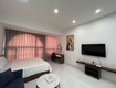 Cho thuê căn hộ mặt đường Văn Cao giá tốt 