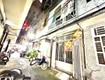 Bán nhà 3 tầng  ngang lớn 5.7m  đ.đoàn văn bơ  cách 50m ra đ.20 thước...