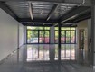 Cho thuê nhà 3 tầng mặt đường Nguyễn Văn Linh, TP HD, 150m2, mt 10m, thang máy 